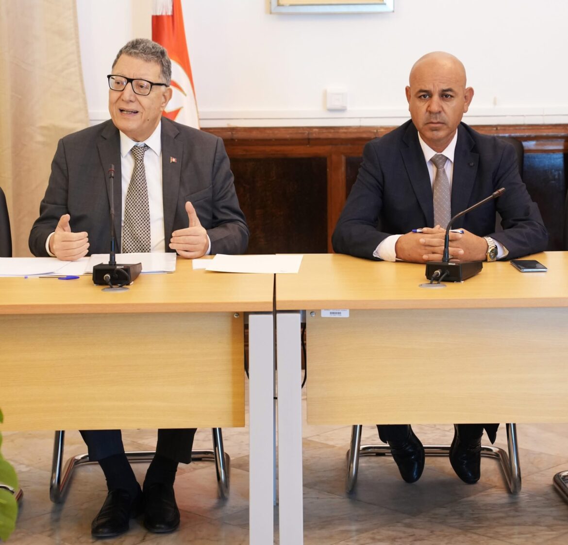 بودرباالة بودربالة يجتمع بكتلة لينتصر الشعب لتعزيز تنظيم العمل النيابي وإنجاحه