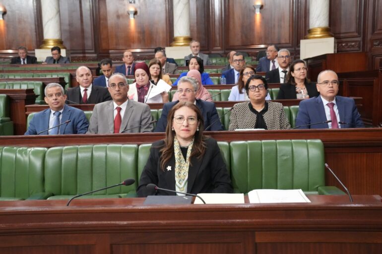 جلسة 1 نواب يعتبرون ميزانية الدولة لسنة 2026 استنساخ لما سبقها ومبنية أساسا على الجباية