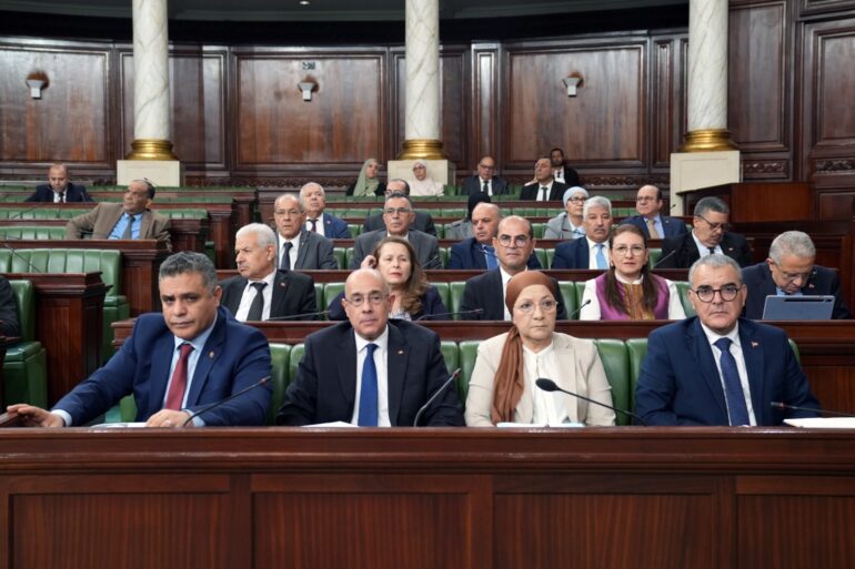 حكومة وزير الاقتصاد: بيان الحكومة تضمن إجراءات ومشاريع تنسجم مع التوجهات العامة للدولة