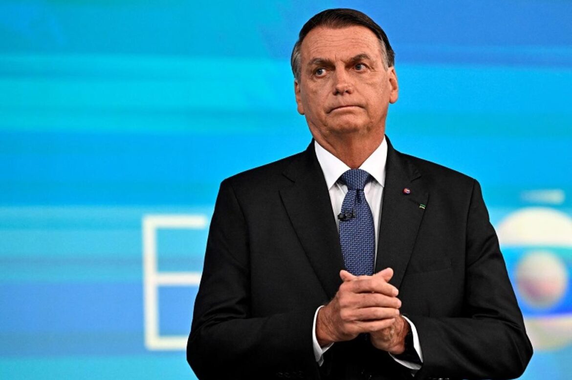 رئيس البرازيل السابق البرازيل: إيداع الرئيس السابق جايير بولسونارو رهن الاعتقال الاحتياطي