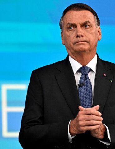 رئيس البرازيل السابق البرازيل: إيداع الرئيس السابق جايير بولسونارو رهن الاعتقال الاحتياطي