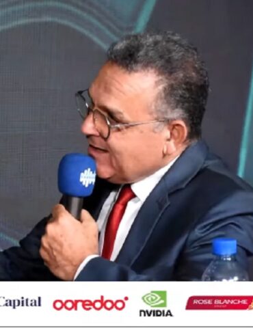 صفاقس 1 "المؤسسات مطالبة باعتماد الذكاء الاصطناعي لتحسين إنتاجيتها وقدرتها التنافسية"