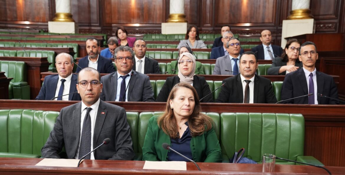 صناعة مشروع ميزانية الدولة 2026: التقليص من ميزانية مهمّة الصناعة بـ28،4 % مقارنة بـ2025