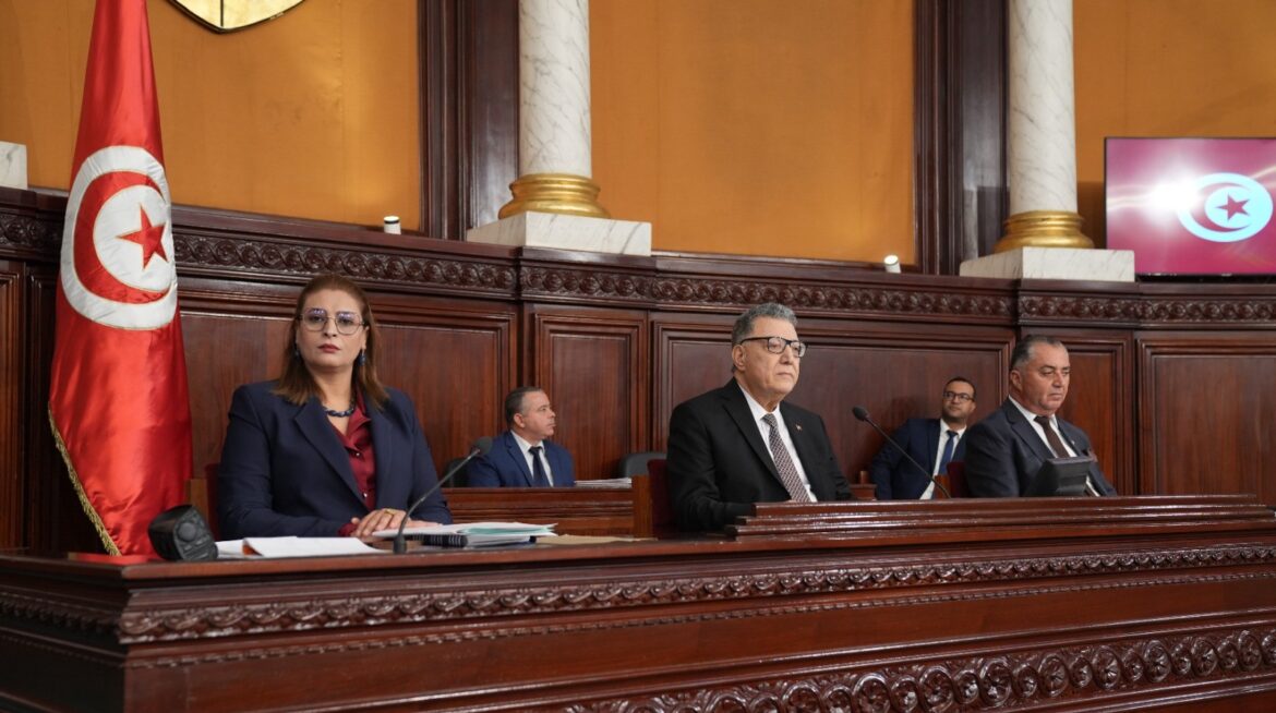 مجلس مواصلة مناقشة بيان الحكومة حول مشروع ميزانية الدولة 2026