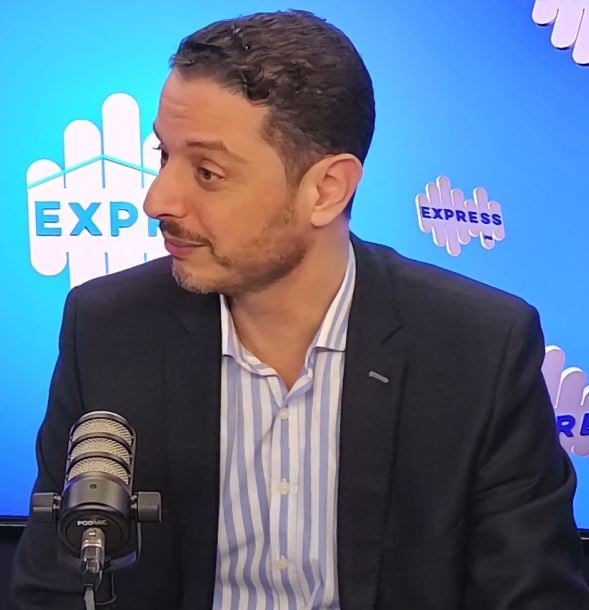 مروان بن جمعة "AUTOP".. من الخبرة إلى الابتكار في صيانة السيارات بتونس