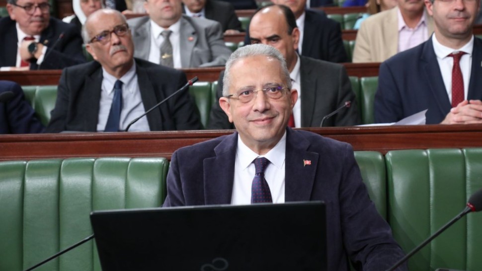 مصطفى الفرجاني مصطفى الفرجاني للأطباء الشبان: باب الحوار مفتوح.. بعيدًا عن منطق الابتزاز