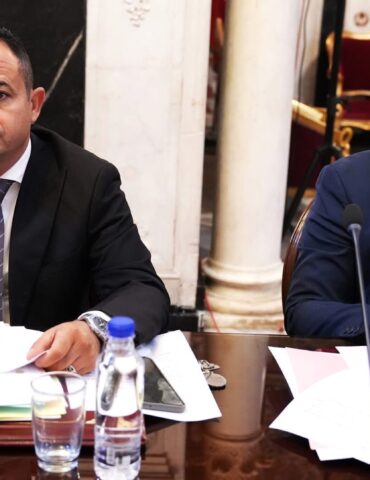 ملجس مكتب استقالة عضوين من مكتب مجلس نواب الشعب