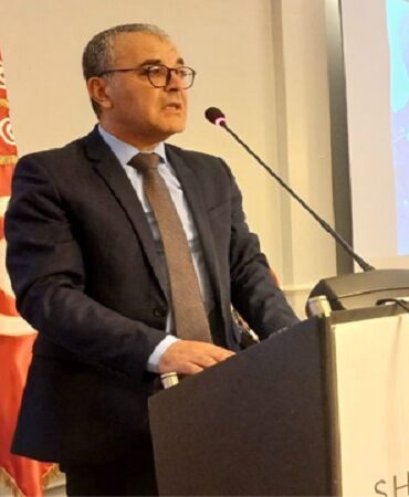 وزير الإقتصاد وزير الاقتصاد: تونس تكرّس حرية الاستثمار