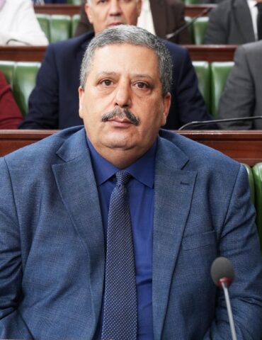 وزير التربية وزير التربية: لجنة خاصة في المرحلة الأخيرة لحسم ملفات الأساتذة النواب