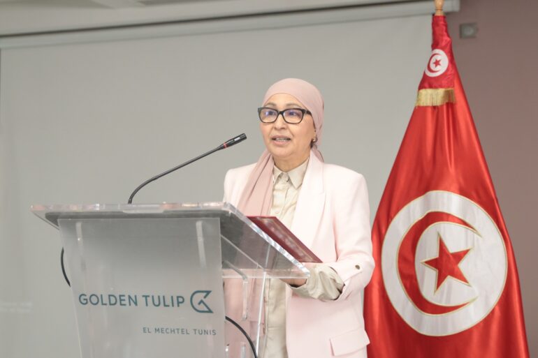 وزيرة المرأة وزارة الأسرة والمرأة ترصد 61.9 مليون دينار لنفقات التنمية الاجتماعية سنة 2026