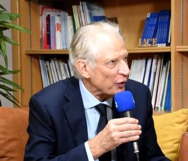 DOMINIQUE دومينيك دو فيلبان: يجب الخروج من المنطق القديم لعلاقة الشمال بالجنوب وبناء علاقة قوامها المساواة