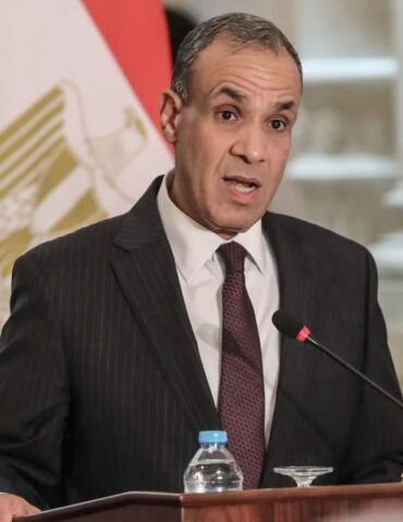 egypt وزير الخارجية المصري: انتهاكات يومية في غزة.. ونتحرك بقوة للدخول في المرحلة الثانية من الاتفاق
