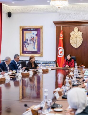 zaafrani مجلس الوزراء ينظر في عدد من مشاريع القوانين ذات الصبغة الاقتصادية