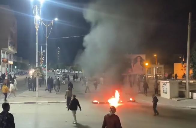 احتجاجات القيروان القيروان: فتح بحث تحقيقي في وفاة شاب