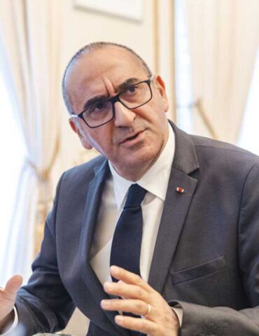 لوران نونيز ليّ الأذرع الجزائر فرنسا: تعرض خوادم البريد الإلكتروني لوزارة الداخلية لهجوم سيبراني