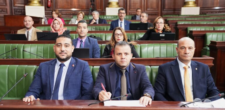 مجلس 1 البرلمان يصادق على عدد من الفصول الإضافية