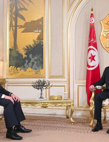 يا رئيس الدولة: تونس حريصة على مزيد تعزيز تعاونها مع اليابان في كافة المجالات