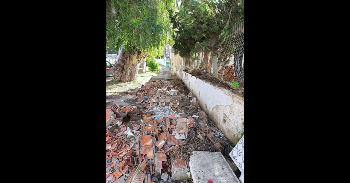 00 247 وفاة طفل في تبرسق إثر انهيار سور: النائب عواطف الشنيتي تكشف المعطيات الأولية