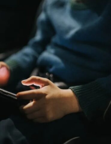 Screenshot 20260118 081746 Chrome منظمة حماية أطفال المتوسط: شبكات رقمية تستدرج قُصّرًا تونسيين وتبتزّهم نفسيًا
