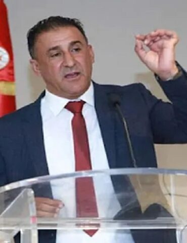 mustpha مصطفى عبد الكبيير: إيقاف التونسيين في ليبيا قانوني و ليس إختطاف