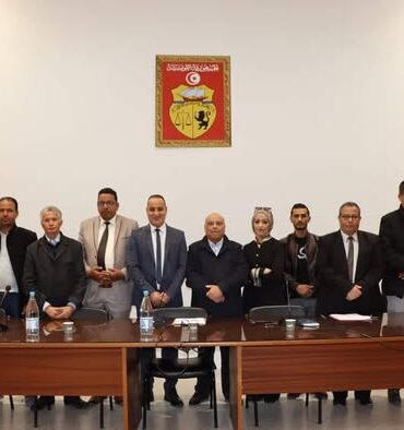 المجلس الجهوي بمدنين المجلس الجهوي بمدنين يعلق نشاطه مؤقتا على خلفية تعطيل عمله والمس من إستقلاليته