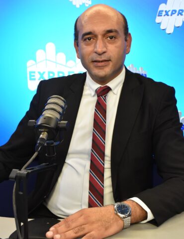 ظافر الصغيري ضافر الصغيري: قانون المالية 2027 سيكون مفصليا