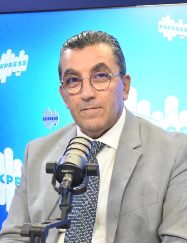 عادل الشواري عادل الشواري: السجل الوطني للمؤسسات يدخل مرحلة التحول الرقمي الكامل بداية من جويلية 2026