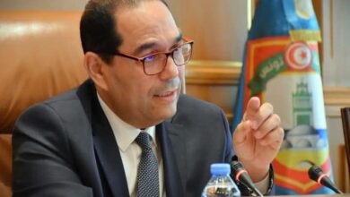 والي تونس عماد بوخريص 390x220 1 حسن التصرف في المال العام و حوكمة الموارد المالية محور جلسة عمل لولاية تونس