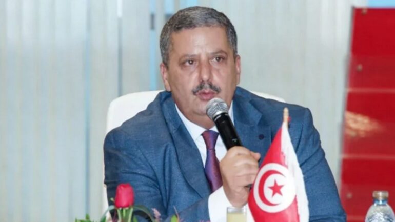 1760445570122 92281cc42418 وزير التربية يؤكد على ضرورة إستعادة الأنشطة الثقافية داخل المؤسسات التربوية
