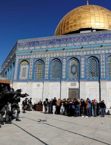 2022 04VIOLENCE 2 قوات الإحتلال تقتحم المسجد الأقصى في الجمعة الأخيرة قبيل رمضان