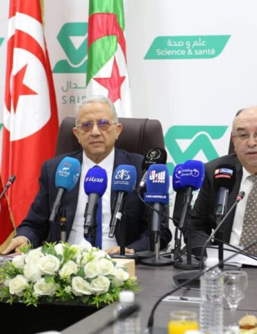 625970045 1320694786767647 3565465262602180220 n وزير الصحة يبحث مع الجزائر تطوير قطاع الصناعات الصيدلية في البلدين