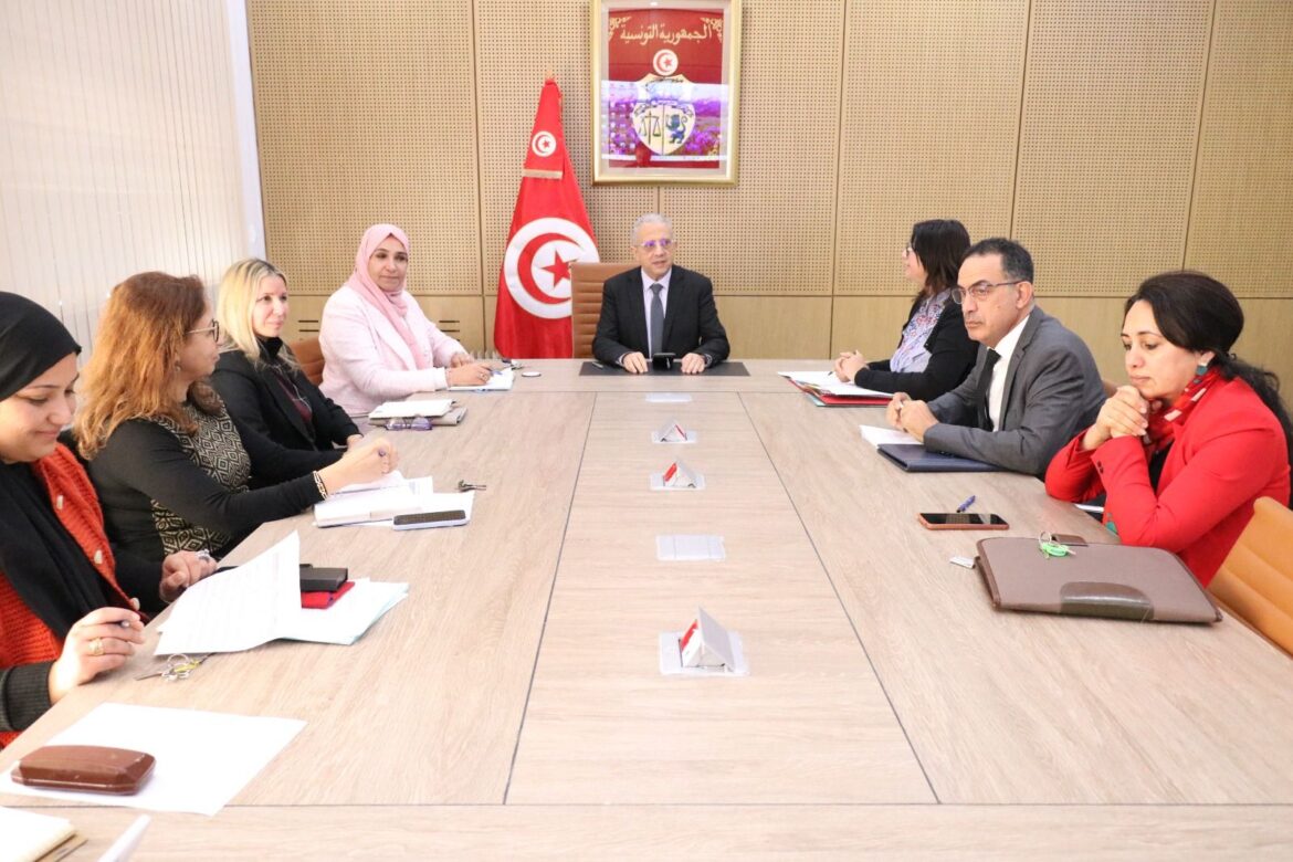 644513110 1342591827911276 5303874133756471822 n وزارة الصحة تبحث سبل تعزيز تموقع تونس كقطب إقليمي لتصدير الخدمات الصحية