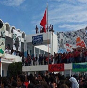 af29697fa43e9013c4ecf04df155418134 وزارة التربية تمنع تنظيم "دخلة الباكالوريا"