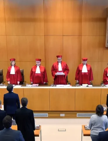 محكمة أعلى محكمة بألمانيا ترفض دعوى لمنع بيع أسلحة لإسرائيل