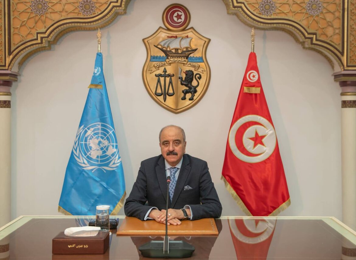 وزير الخارجية وزير الخارجية يؤكد التمسك بالشرعية الدولية ونزع السلاح لحماية السلم والأمن الدوليين