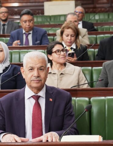 1763203083985 0bb8da0a87f8 غدا جلسة عامة بالبرلمان بحضور وزير التجارة و تنمية الصادرات