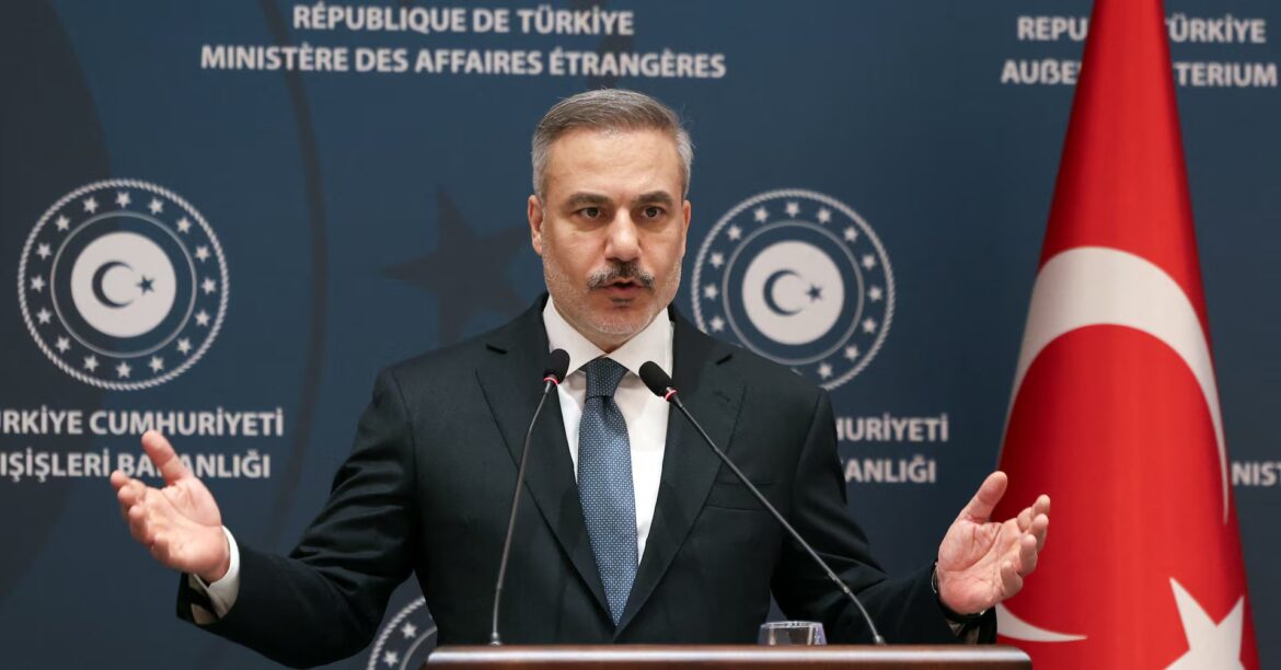 MF2B3IGJL5IHJOSCG37FRTLONU في اليوم الخامس من الحرب تحذيرات لسكان جنوب لبنان و تركيا تحتج على إيران