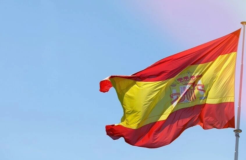 اسبانيا إسبانيا تعفي سفيرتها في تل أبيب وتخفض تمثيلها بإسرائيل