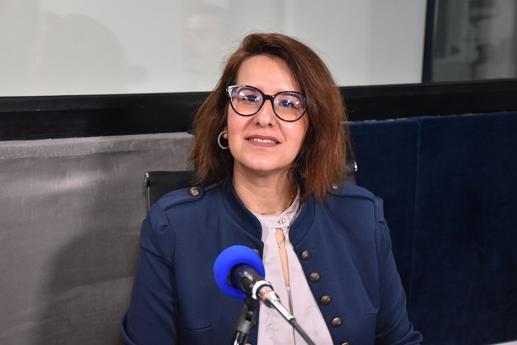 دارين الدقي دارين دقي تحذر المستهلكين: قراءة تأشيرة المنتج ضرورية قبل الشراء
