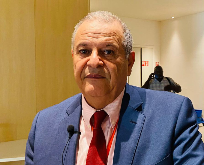 1000049770 رياض عزيز: الممر البري عبر ليبيا نحو إفريقيا هو مشروع استراتيجي لإعادة رسم خريطة الصادرات التونسية