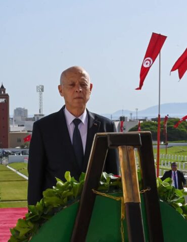 489895743 122248177982124837 3512004040429663634 n رئيس الجمهورية يشرف بالسيجومي على موكب إحياء الذكرى الثامنة والثمانين لعيد الشهداء