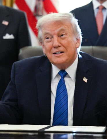 AFP 20260130 94LU6RW v1 HighRes UsPoliticsTrump 1024x640 1 ترامب يهدد بفرض "رسوم جمركية كبيرة" على بريطانيا