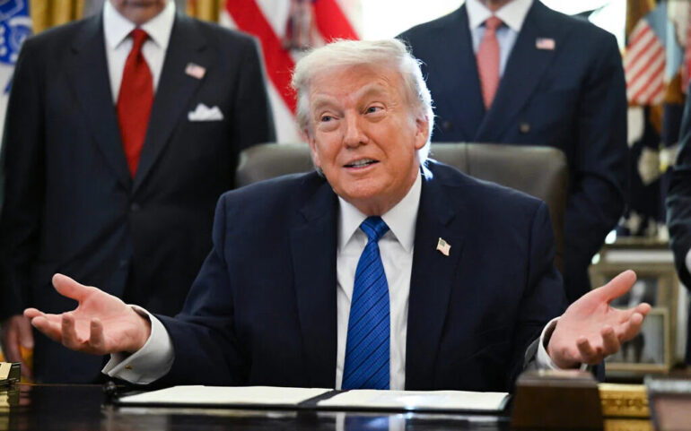 AFP 20260130 94LU6RW v1 HighRes UsPoliticsTrump 1024x640 1 ترامب يهدد بفرض "رسوم جمركية كبيرة" على بريطانيا