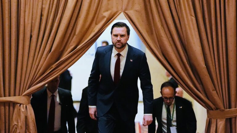 HFq0z2ma0AA5b4f الوفد الامريكي يغادر بكستان دون التوصل لأي إتفاق