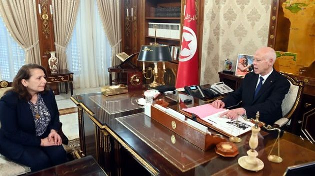 francais image2 292447 1777352510 رئيس الجمهوريّة يقرر إعفاء وزيرة الصناعة والمناجم والطّاقة وتكليف صلاح الزواري وزير التّجهيز والاسكان بتسيير شؤون الوزارة بصفة وقتيّة