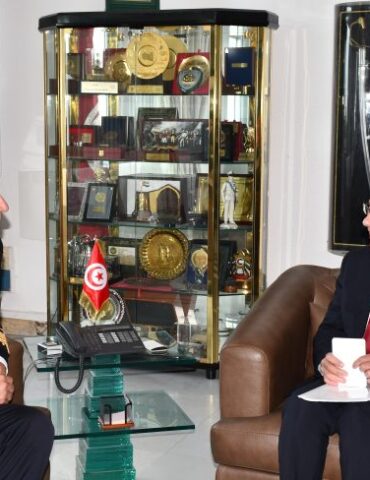mdn 3 768x488 1 رئيس أركان جيش البحر الإيطالي: تونس تمثّل عامل أمن واستقرار محوري بالمنطقة
