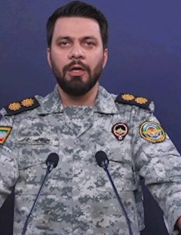 إبراهيم ذو الفقار ردا على ترمب.. إيران تتوعد بهجمات "ساحقة"