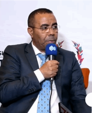 عمر بوزوادة عمر بوزوادة: التحول الرقمي في تونس دخل مرحلة الإنجاز الفعلي