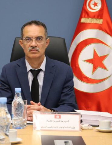 1756149424204 d7b09e90902b وزير الفلاحة يشدّد على اعتماد المياه المعالجة لتعزيز الأمن المائي في تونس