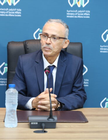 وزير الشؤون الاجتماعية وزير الشؤون الاجتماعية: زيادة الأجور بـ5% ستساعد التونسيين على مجاراة تكاليف المعيشة